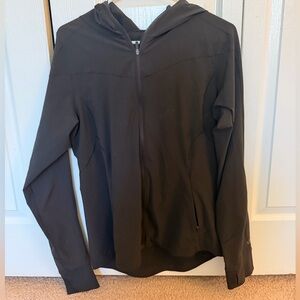 Lululemon mist over windbreaker